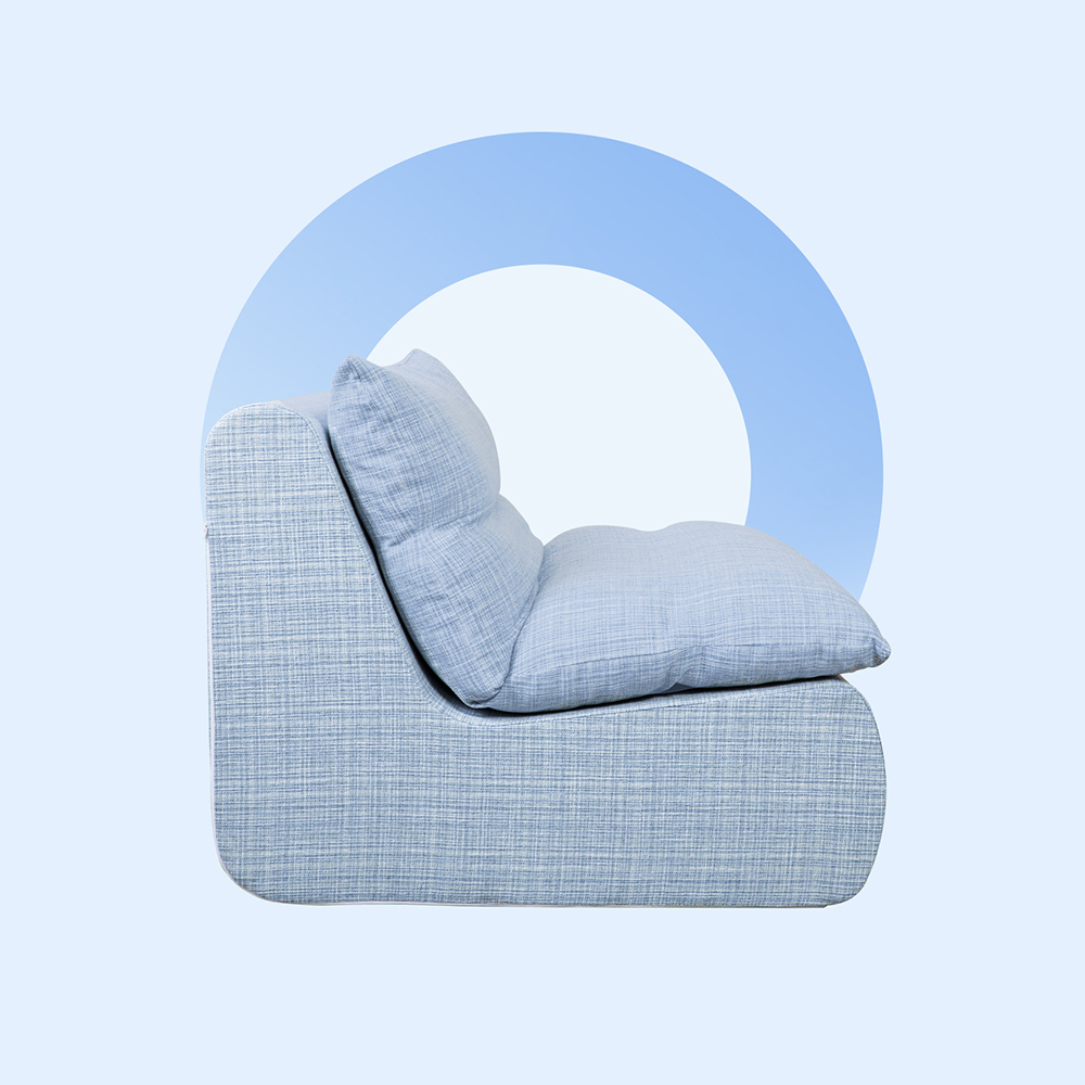 Sofa tunggal berwarna biru dengan bantalan spons yang dapat dilepas Sofa tunggal berwarna biru dengan bantalan spons yang dapat dilepas